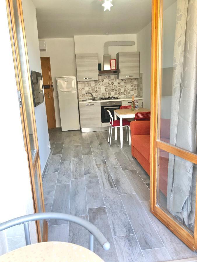 Vita Marina Apartment Porto SantʼElpidio Exterior foto