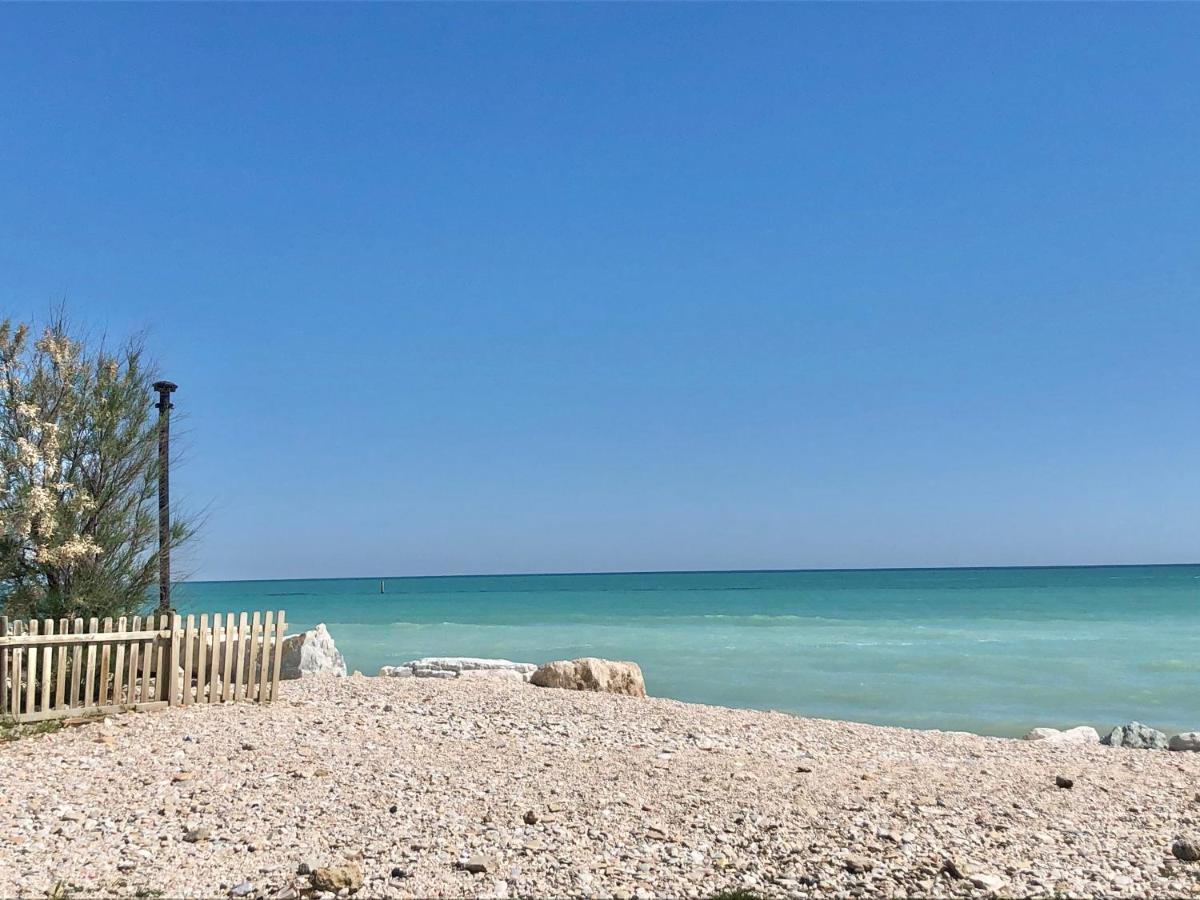 Vita Marina Apartment Porto SantʼElpidio Exterior foto